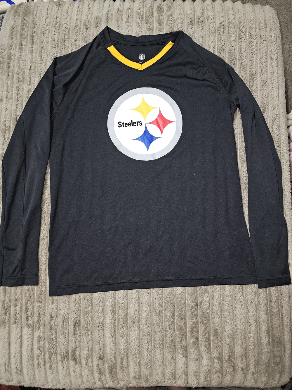 NFL Black and Yellow V‑Neck Team Jersey Shirt - SH8